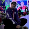Логотип телеграм канала @malikvwlzni — Мальчик в шляпе