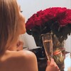 Логотип телеграм канала @mamaneedschampagne — Дубай. Мама needs champagne