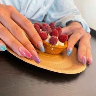 Логотип телеграм канала @manicure_pedicure_zheldor — Маникюр, педикюр Железнодорожный / Саввино