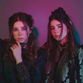 Логотип телеграм канала @manukian_twins22 — ManuKian Twins 🖤