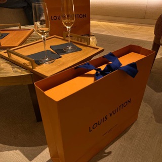 Логотип телеграм канала @maria_luxbuyer — Maria Lazuta Lux Brands