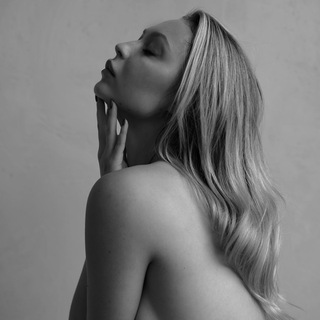 Логотип телеграм канала @mariemichelle — M A R I E