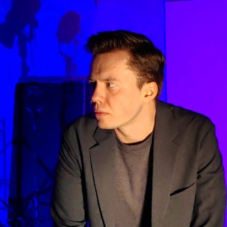 Логотип телеграм канала @mark_leshkevich — Лицо и цветочки