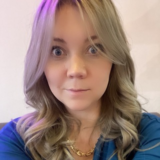 Логотип телеграм канала @marketing_dir — Эксперты, вы чего? (Маргарита Захарова)