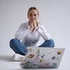 Логотип телеграм канала @marketologessa — Валя, у нас отмена!
