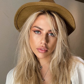 Логотип телеграм канала @marylika_kalinina — Неистовый обзор косметики✨💄