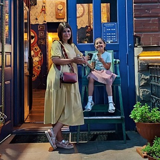 Логотип телеграм канала @matrosova_detki — Про места•Про детей•Про книги