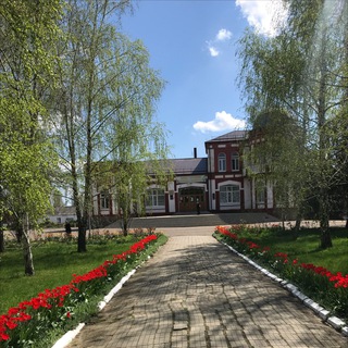 Логотип телеграм канала @mbou10girey — МБОУ СОШ 10 им.М.И.Белоусова пос. Гирей