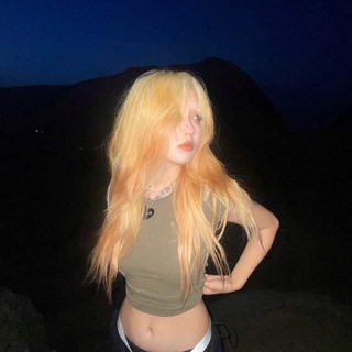 Логотип телеграм канала @meeyinara_i — это нара 🍒