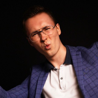 Логотип телеграм канала @megaexpressive — Мегаэкспрессив (музыка, игры, сны, кино, шаурма)