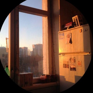 Логотип телеграм канала @memnydomik — Мемный дом (исходники)