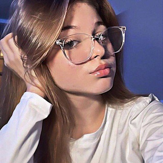 Логотип телеграм канала @mersxle — glᴏriᴀ :: lᴇriᴋwiq🍧🌸