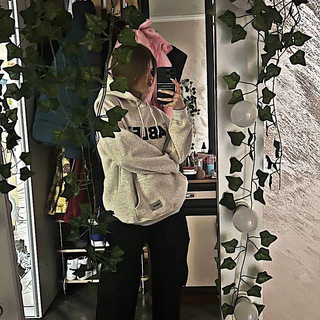 Логотип телеграм канала @mewyt — ࣪ ⁀➴ ʍᴇwyᴛfᴀn🌸