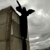 Логотип телеграм канала @mhemepzko — обломки пластика