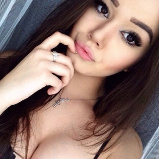 Логотип телеграм канала @milfwin — Слив знаменитостей 18  - xakwin