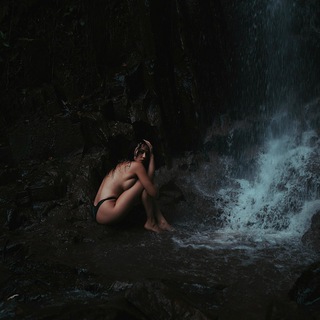 Логотип телеграм канала @mintvisual — MINT