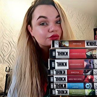 Логотип телеграм канала @miss_bookshelf — Книжная полка 18 