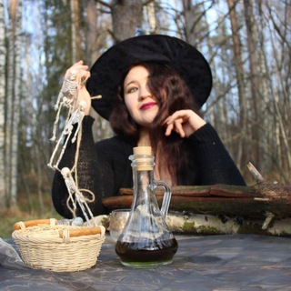 Логотип телеграм канала @mogendoshka — 🍄ГРИБная фея - САМОГОНщица⚗️
