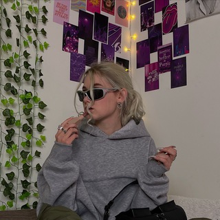 Логотип телеграм канала @mollyyfriends — Say jess ✨🥐
