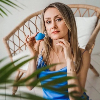 Логотип телеграм канала @molodoe_lico — Уход за кожей лица со Светланой Сурской