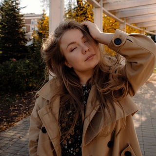 Логотип телеграм канала @momcourse — ДЕТСКИЙ СОН | РАННЕЕ РАЗВИТИЕ