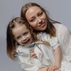 Логотип телеграм канала @momschoiceee — Постов много – жизнь одна