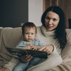 Логотип телеграм канала @montessori_v_dome — Развивай по Монтессори с Олей
