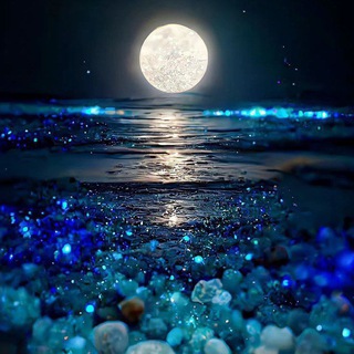 Logo saluran telegram moon_arrttt — مجله‌ی هنریِ مآه🌙✨