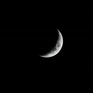 Логотип телеграм канала @moon_uzz — Μσση🌙