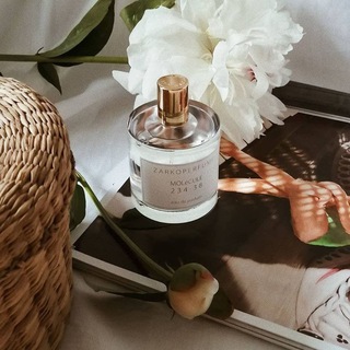 Логотип телеграм канала @moooovieeees — АТМОСФЕРНЫЕ ВИДЕО