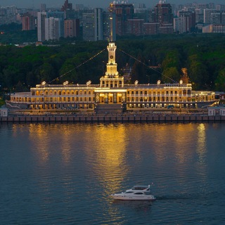Логотип телеграм канала @moskvavrekax — Москва в реках