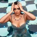 Logo saluran telegram mrunalthakurhot — Mrunal Thakur 𓇻🔥