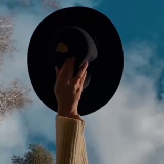 Логотип телеграм канала @musictravelling — Музыка путешествий 🎶