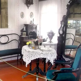 Логотип телеграм канала @muzeisamsonova — Ейский историко-краеведческий музей им. В.В. Самсонова