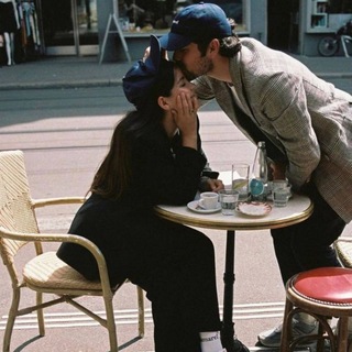 Логотип телеграм канала @muzzzyka00 — Музыка