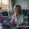 Логотип телеграм канала @nastavnik_vtg — Продавай легко с нейросетями | Евгения Кириллова