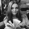 Логотип телеграм канала @nastyaa_pishet — Настя пишет и читает