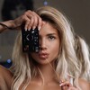 Логотип телеграм канала @natromatrvl — Глобус на шпильках 👠