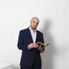 Логотип телеграм канала @ne_prosto_slova2025 — Не просто слова