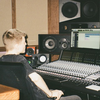 Логотип телеграм канала @needow1 — Needow Music. Production & mixing