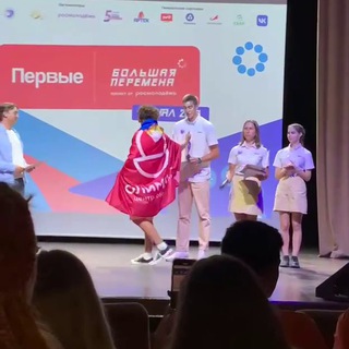 Логотип телеграм канала @nimpph — философия кринжа 🚩