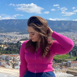 Логотип телеграм канала @notesoftraveller — Записки путешественницы 🌍