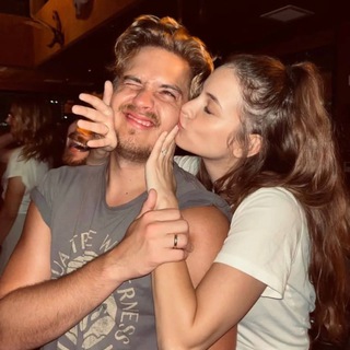 Логотип телеграм канала @obrivkipamyati — записки о ком-то важном