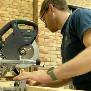 Логотип телеграм канала @ogorodin — Один делает мебель