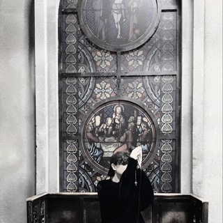 Логотип телеграм канала @olegoneal — О†Нил