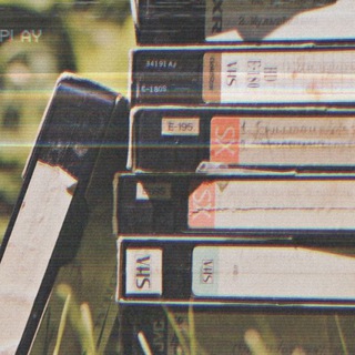 Логотип телеграм канала @oq_nostalgia — дᴀʙᴀйᴛᴇ ᴨ᧐н᧐ᴄᴛᴀᴧьᴦиᴩуᴇʍ?✨📀 ⁹⁰ᵉ ˣ ⁰⁰ᵉ