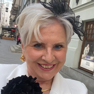 Логотип телеграм канала @oxanaglod — Оксана