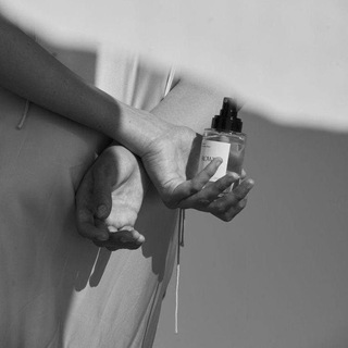 Логотип телеграм канала @parfumdelam — Parfum de l'âme
