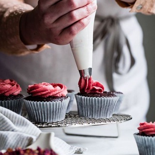 Логотип телеграм канала @pastry_style — Кондитерский Стиль|Дизайн Тортов|Идеи для Вашего праздника|Рецепты|Полезные советы|