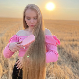 Логотип телеграм канала @pavlova_beauty — Волосы и уход за ними @pavlova_beauty_blog